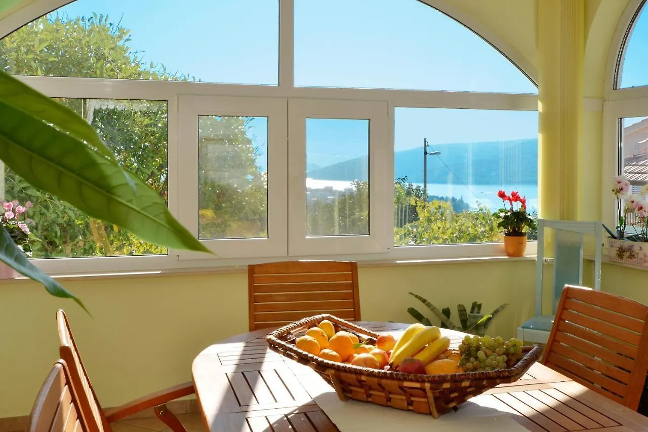 Apartment Una Seget Vranjica 0*,