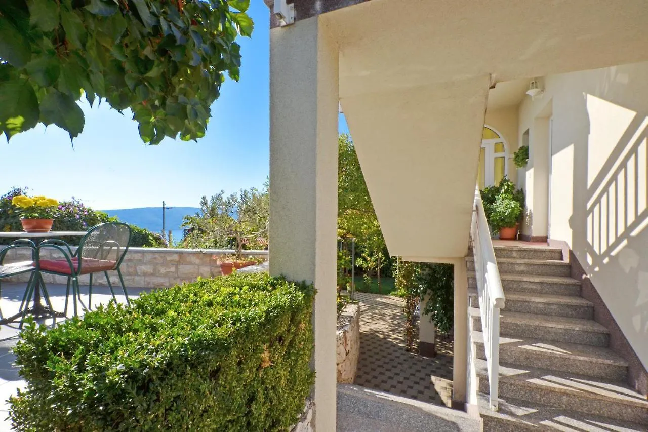 Apartment Una Seget Vranjica Croatia